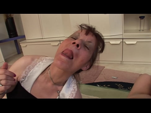❤️ Dua nenek dan satu kakek memiliki threesome ☑ Porno di id.porn-list.ru