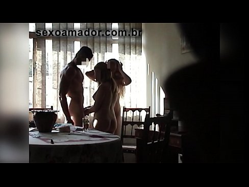 ❤️ Teman seks mengundang pria raksasa dan threesome bersamanya ☑ Porno di id.porn-list.ru